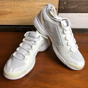 [Adidas by Stella McCartney] NIB Barricade Boost